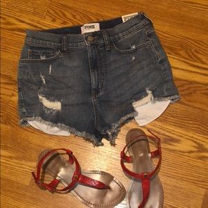 PINK high waist denim short •